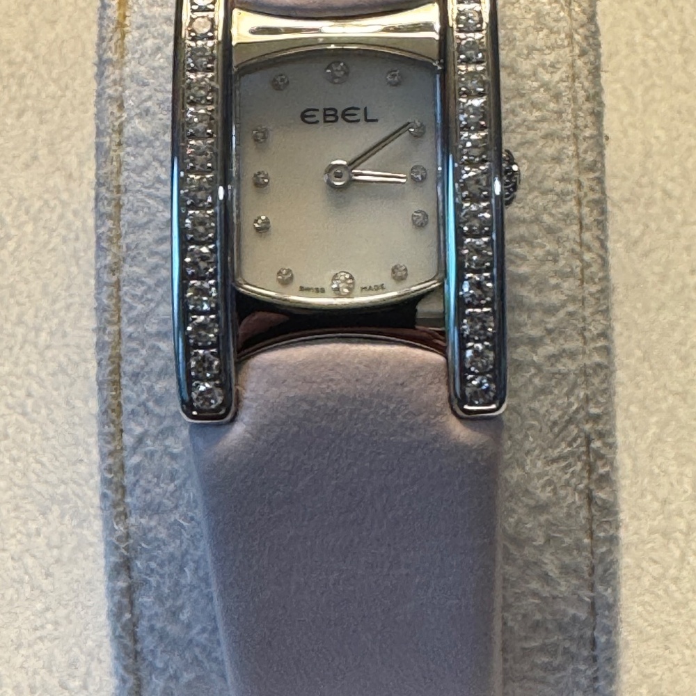 Ebel Beluga A9057A28-10 w/Diamonds & Pink band
